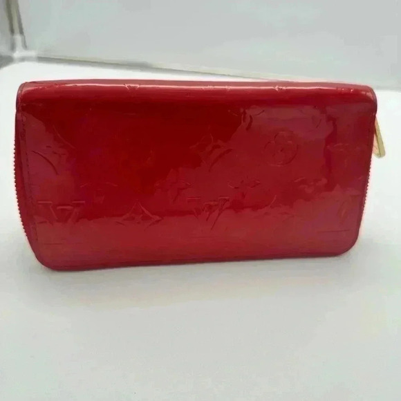 Zippy Wallet Vernis with 🆓 ENTRUPY COA - Picture 14 of 16